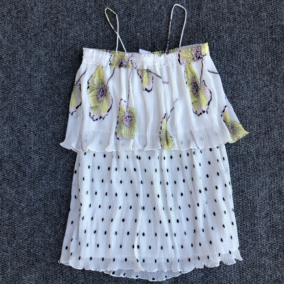 1. State mixed print ivory floral pleated dress size small - Picture 9 of 11